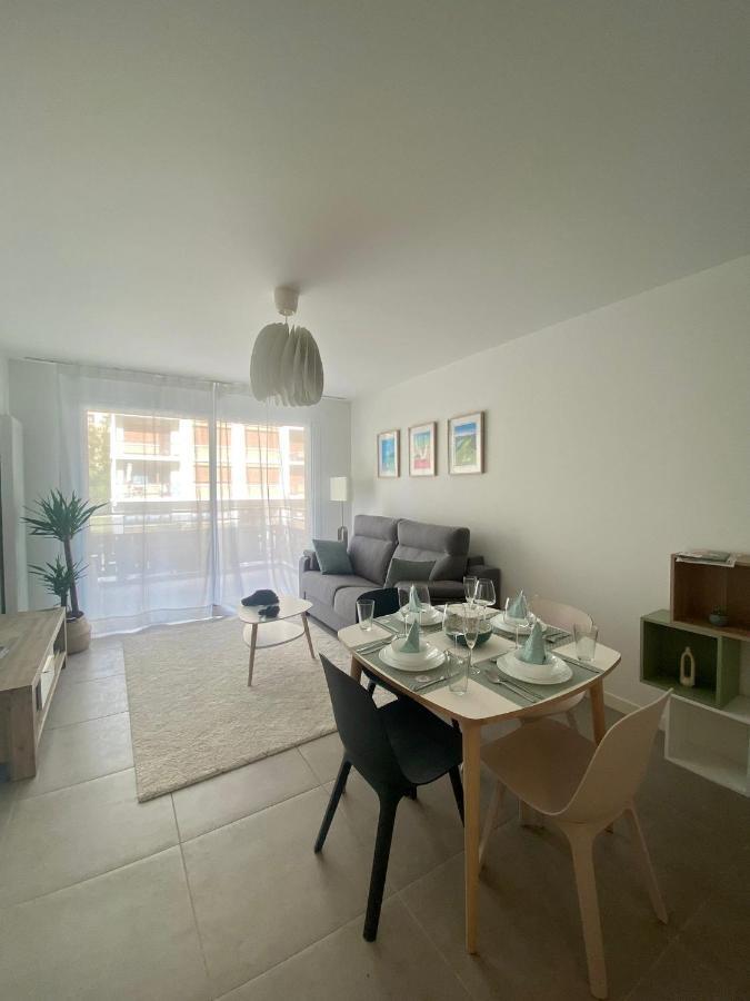 Апартаменты Cedre Rouge Grand Geneve Сен-Жульен-ан-Женевуа Экстерьер фото