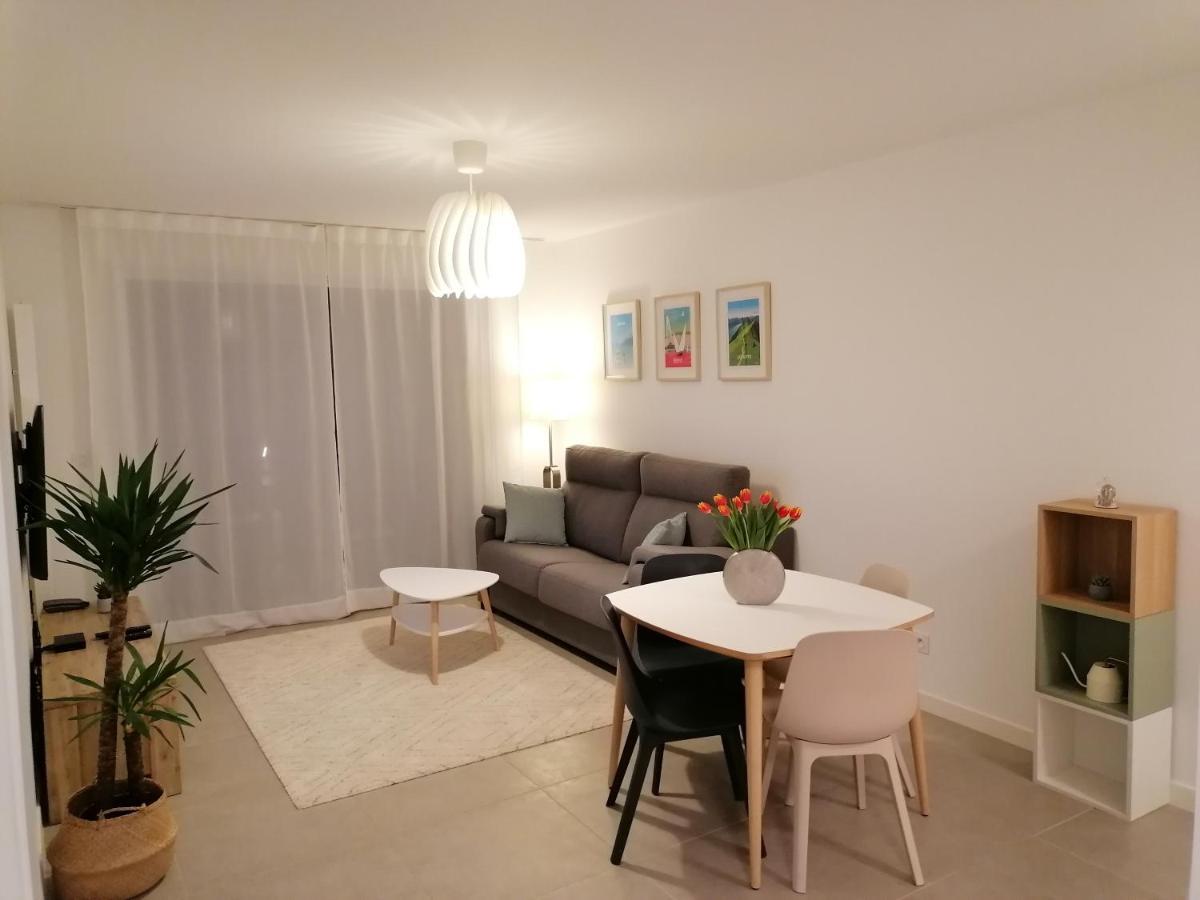 Апартаменты Cedre Rouge Grand Geneve Сен-Жульен-ан-Женевуа Экстерьер фото